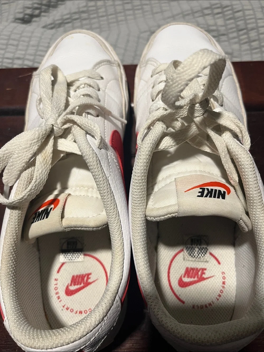 Nike Court Legacy White Red Leather Sneakers Men’s Size 7 Good